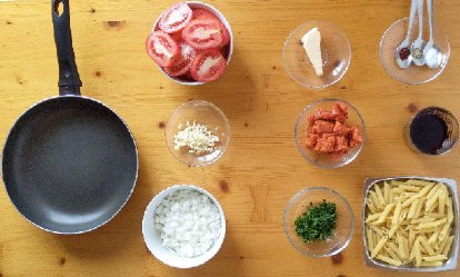 Prepara los ingredientes - Pasta con salsa de chorizo